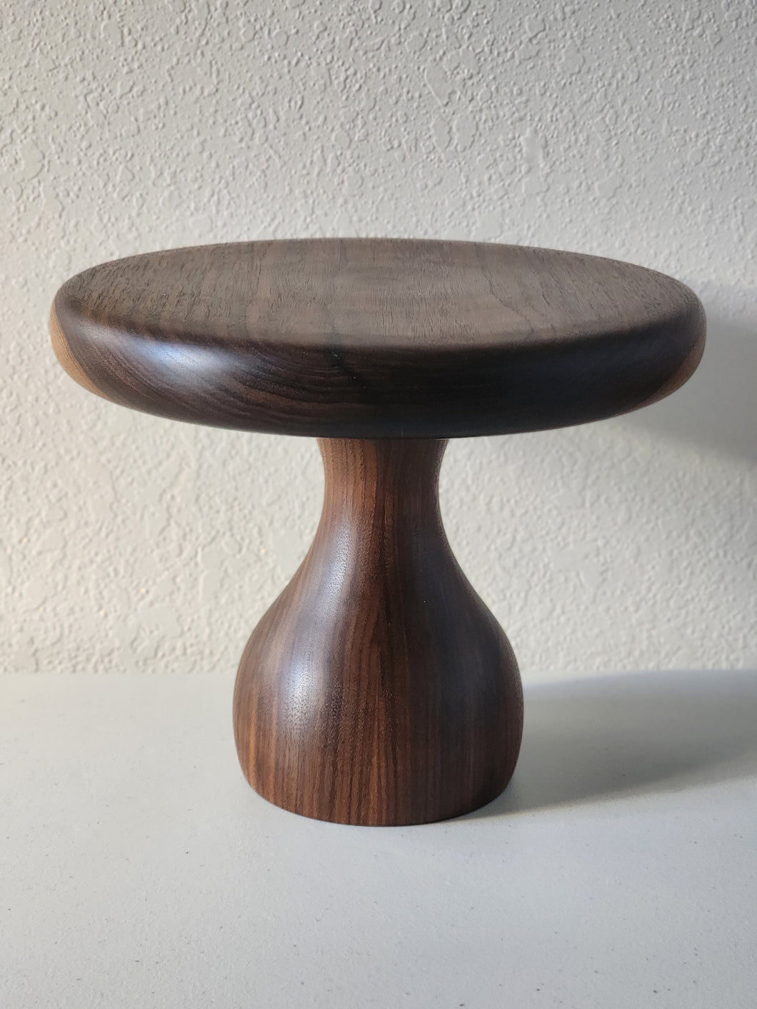 Walnut Cake Stand 2